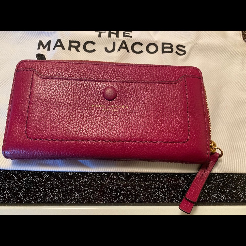 Marc Jacobs Empire Continental Wallet
